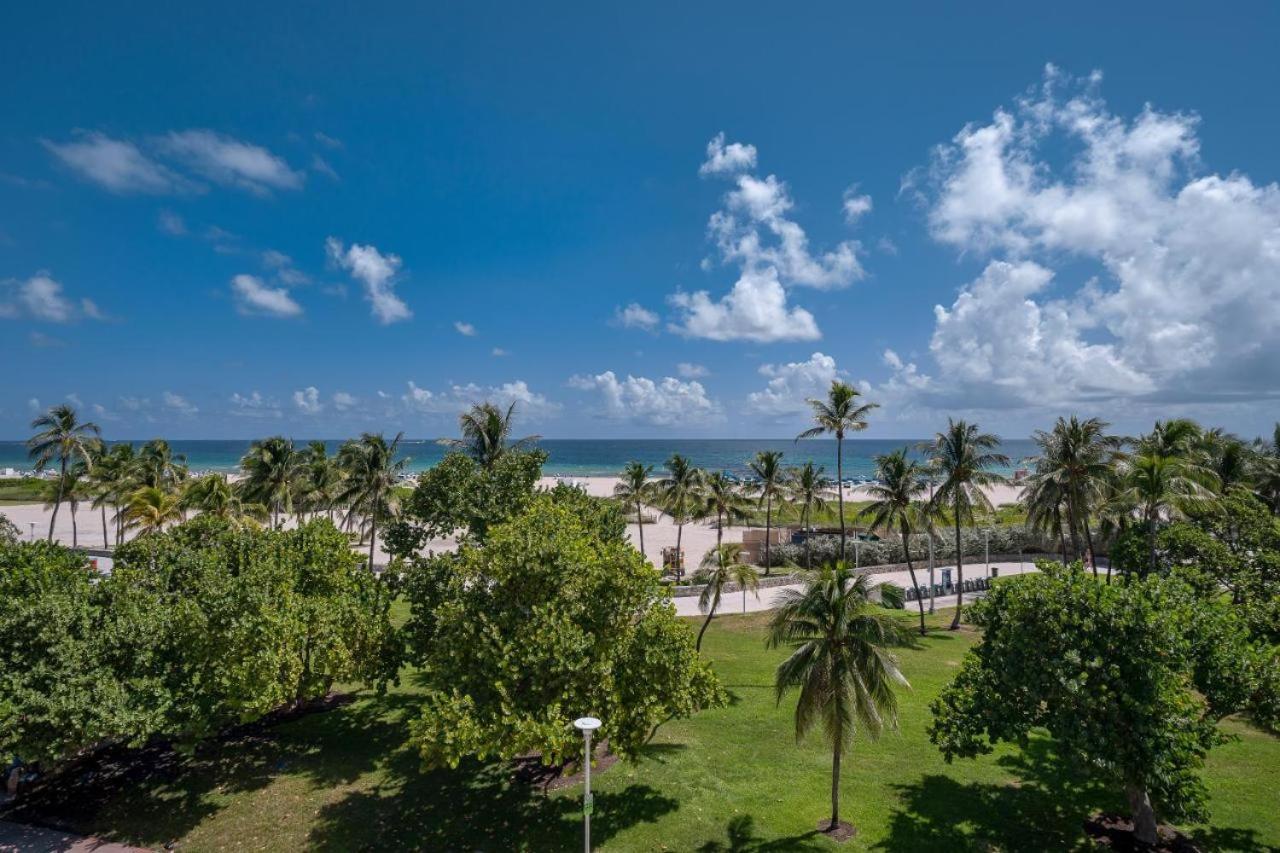 Strand Ocean Drive Suites ไมอามีบีช ภายนอก รูปภาพ