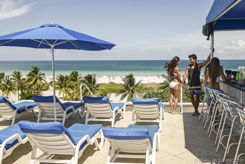 Strand Ocean Drive Suites ไมอามีบีช ภายนอก รูปภาพ