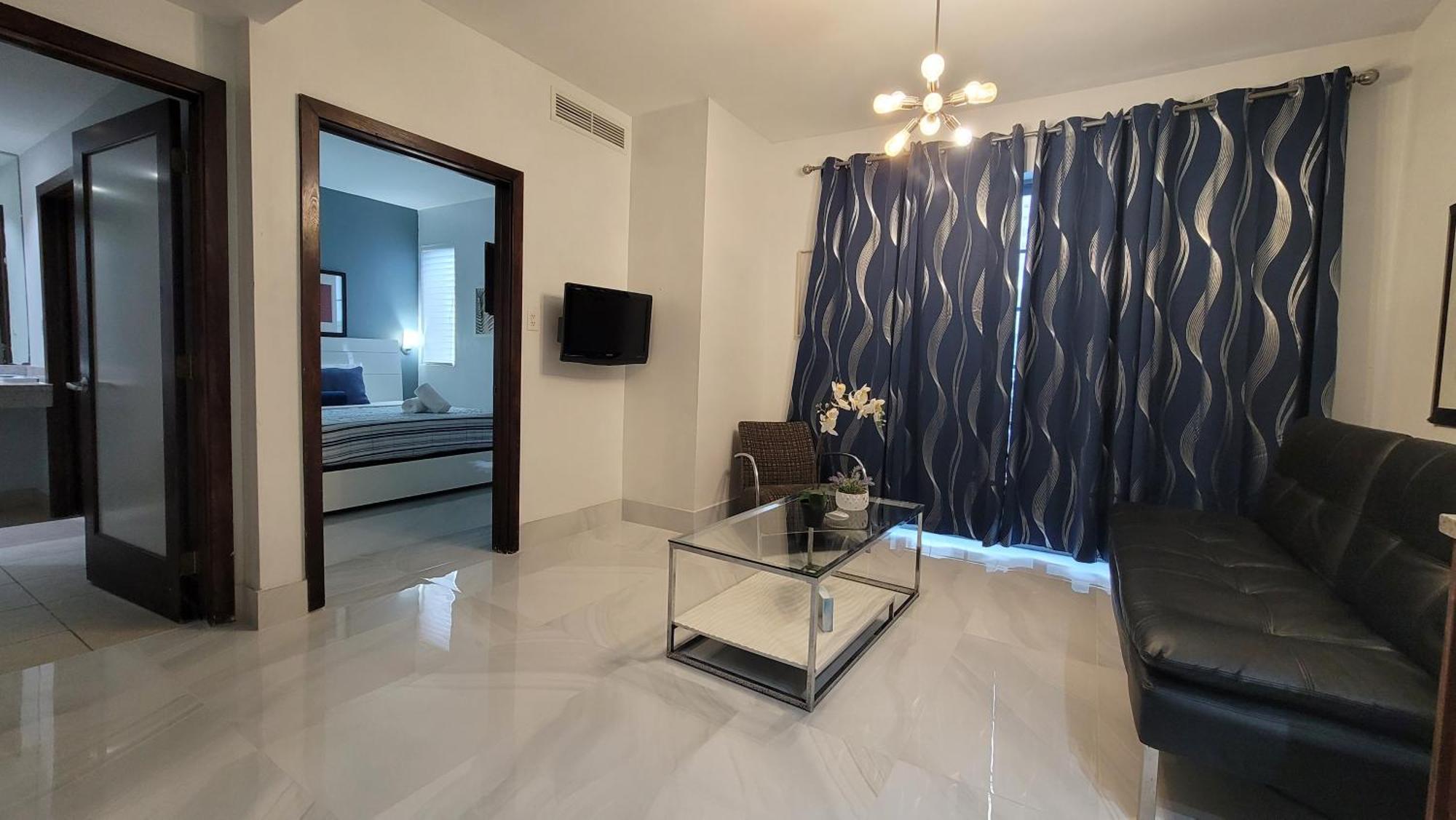 Strand Ocean Drive Suites ไมอามีบีช ห้อง รูปภาพ